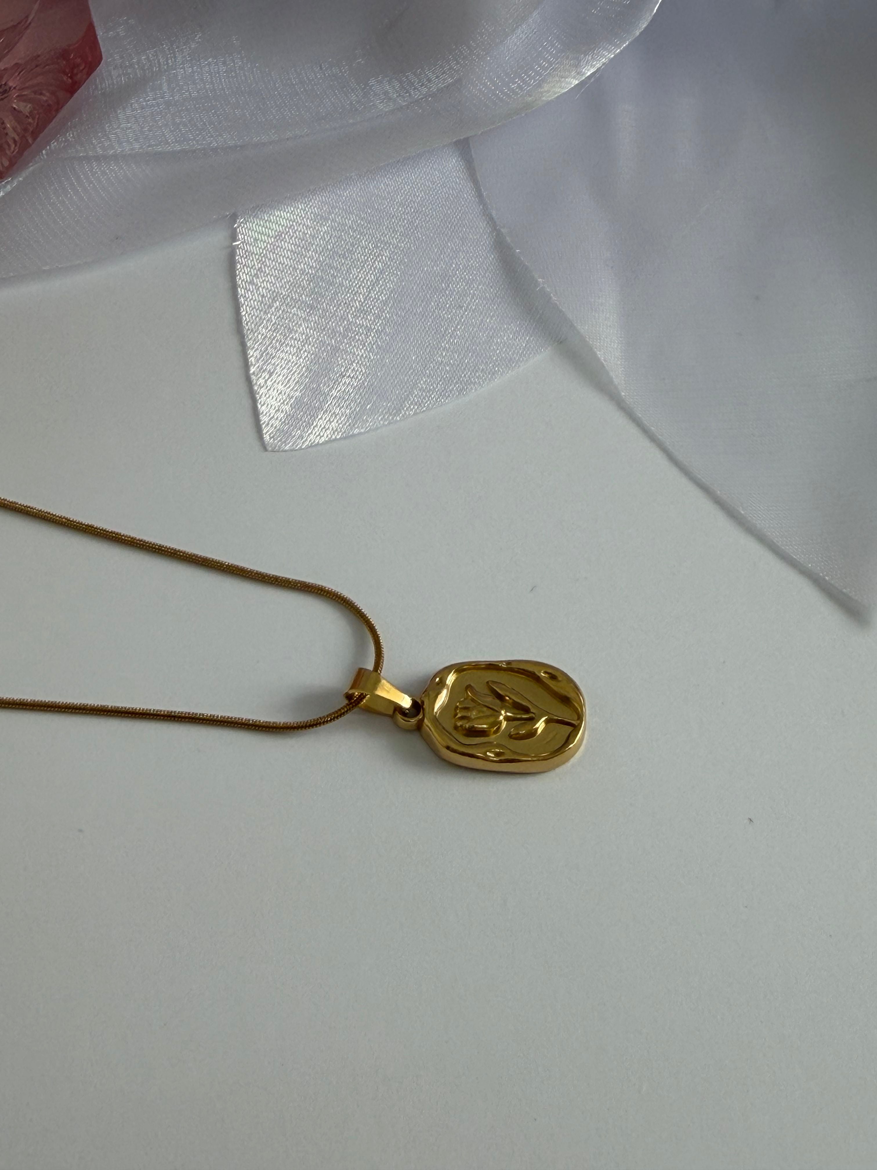 Anti Tarnish White Gold Rose Pendant