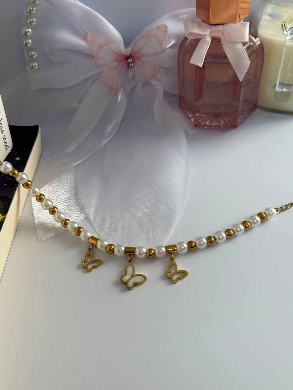 Pearl Butterfly Bracelet Golden White