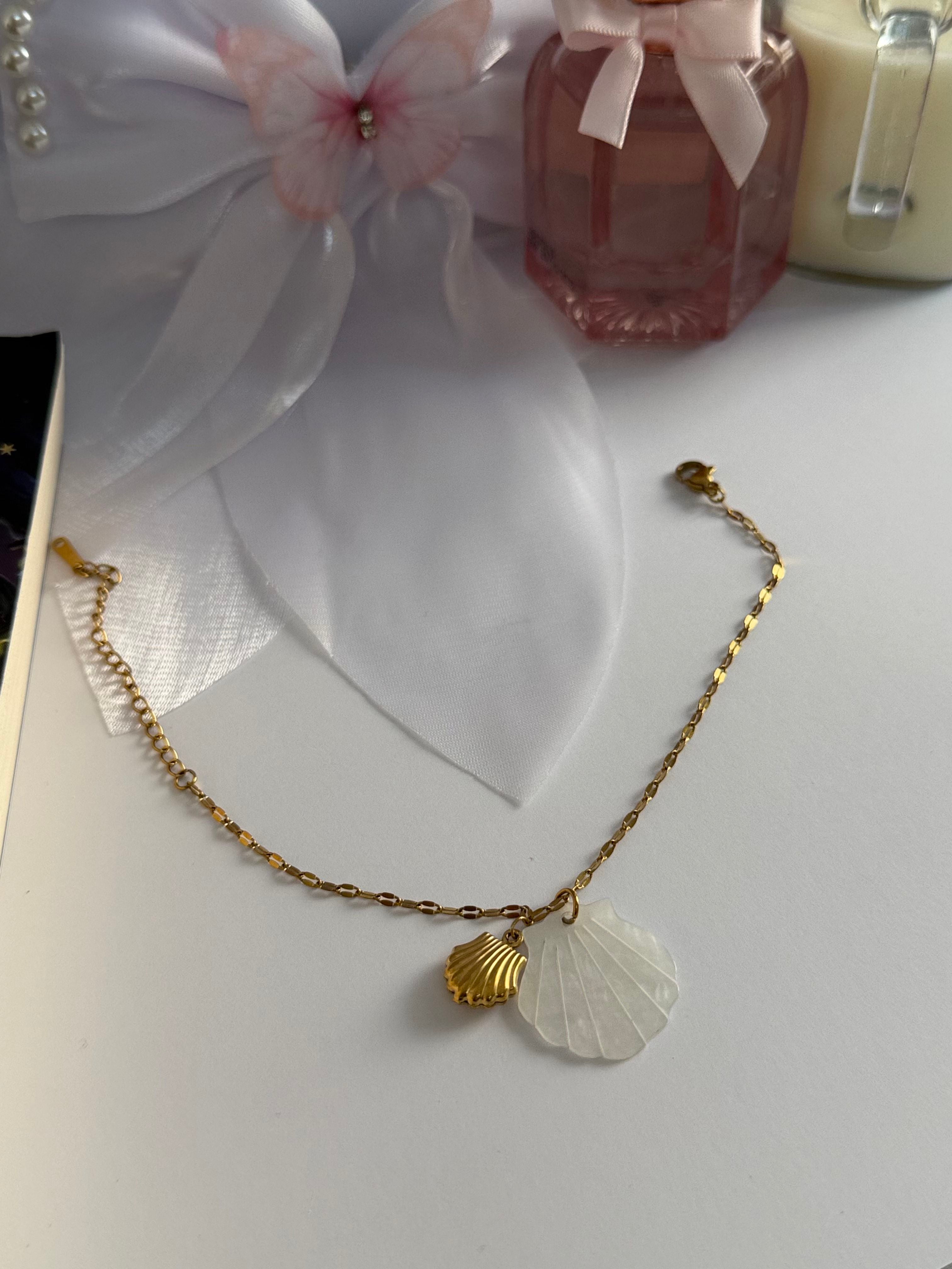 Pearl Shell Charm Bracelet